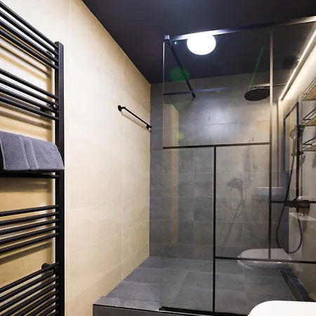 Sv Luxury Apartment *